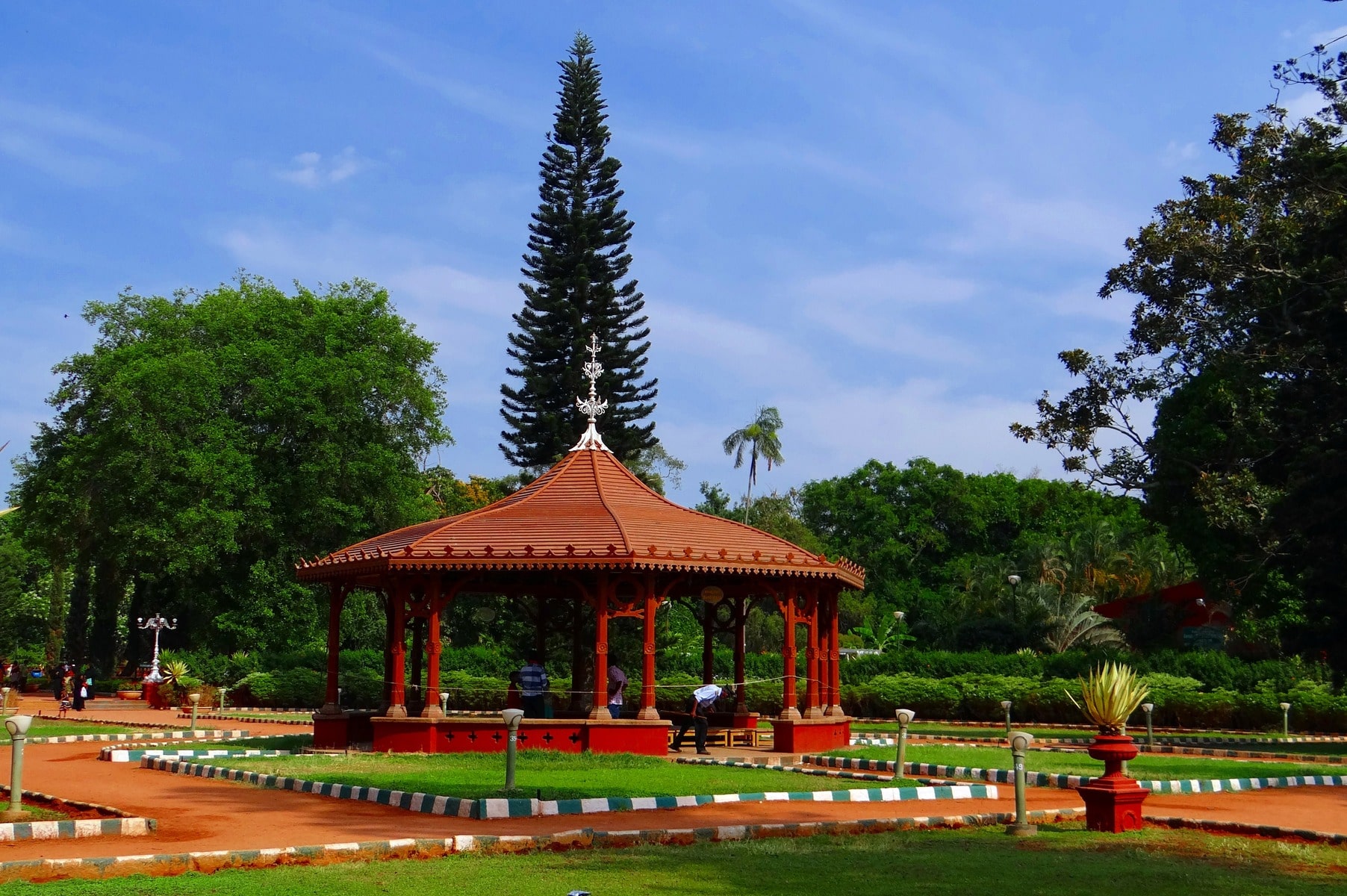 outdoor-structure-roof-palace-decoration-canopy-1103544-pxhere.com-min